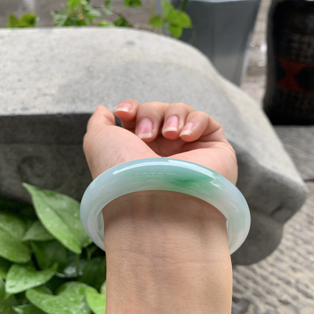 大圈口58.6-12.9-8.9 【飘阳绿正圈手镯】正圈58 59可戴