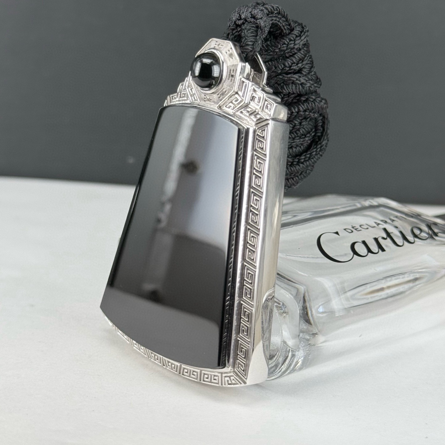 墨翠无事牌 种好色正 黑度极好 打灯通透 油性十足 尺寸70.2