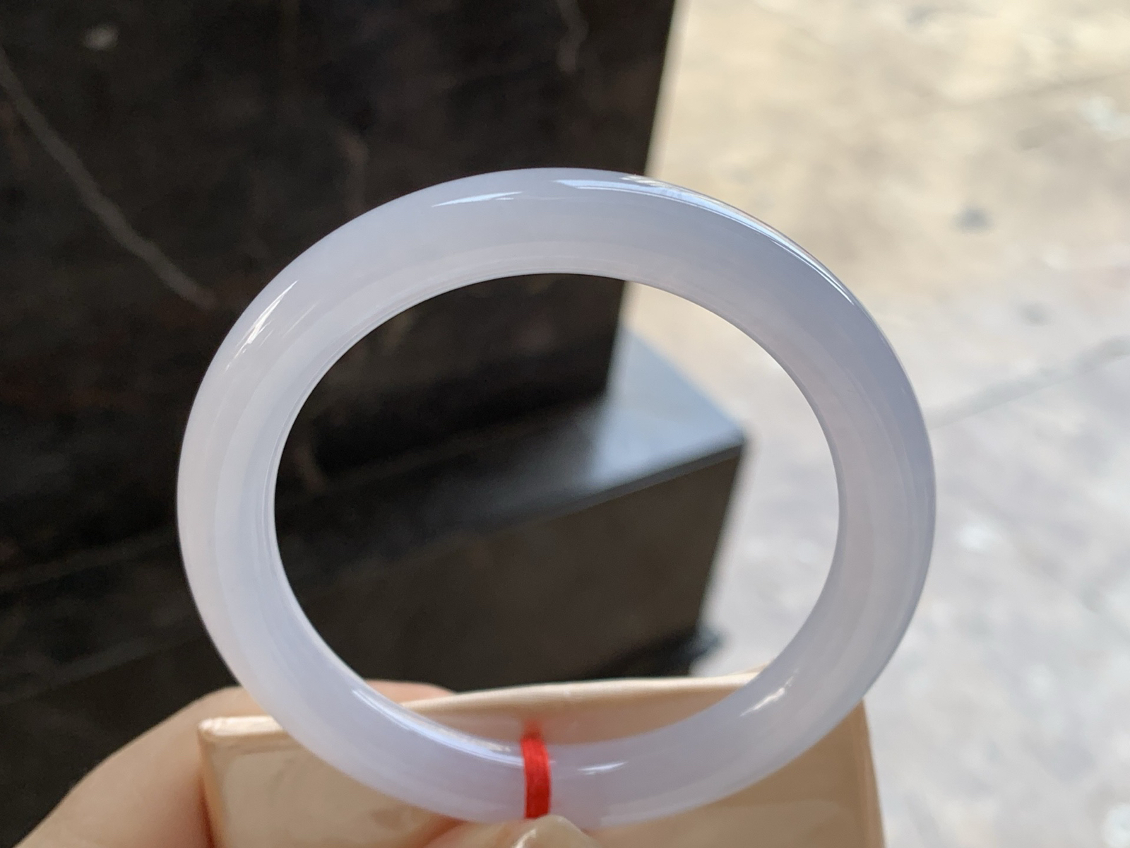 58.5-9.5

圆条手镯^_^底子细腻