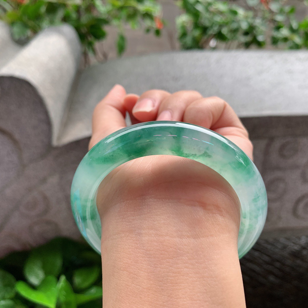 圈口 55.6-11.6-9.7【高冰飘绿花正圈手镯】正圈55 56可戴