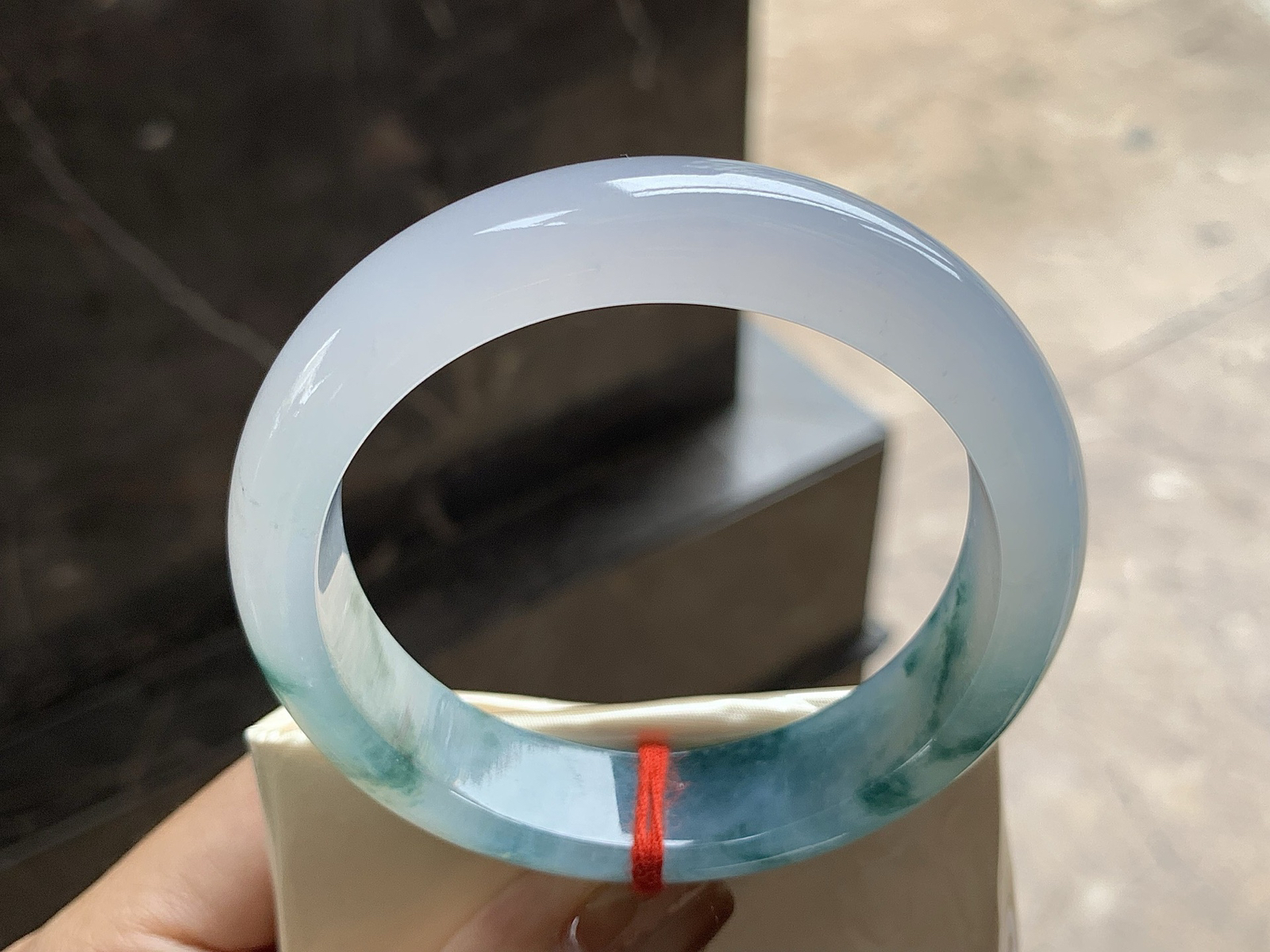 56.5-14-8.2

飘花手镯^_^ 细腻清爽的底子～ 花色鲜艳