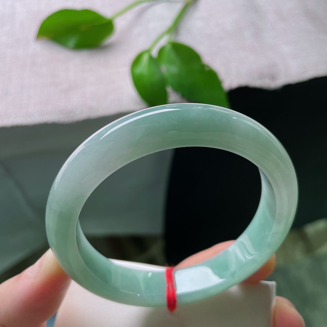 58.2/12.5/8.6，蓝底正圈，水润，肉质细腻干净，温柔又治愈，ss50300a