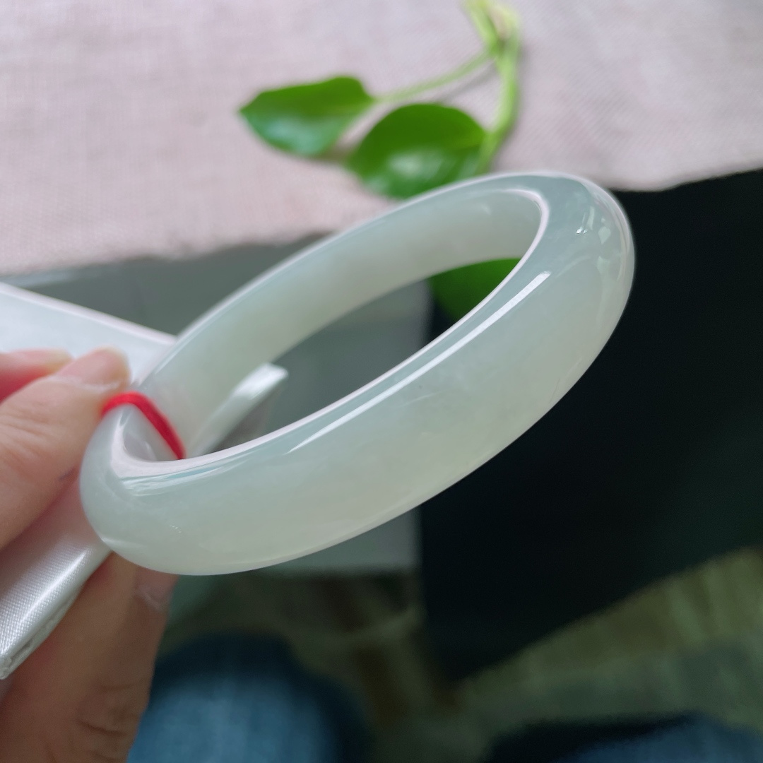 60.2/12.3/8.9，淡绿底正圈，大圈口，水润，干净清爽，淡雅倾心，ss49698a