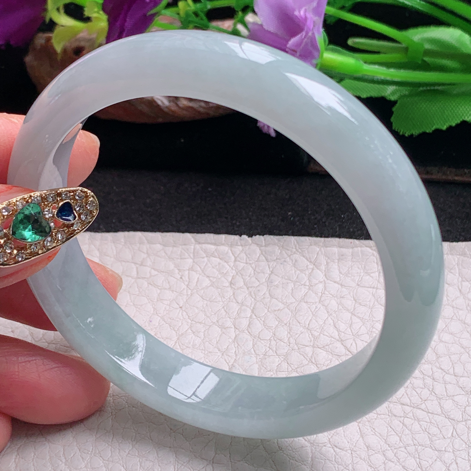 js实拍58*12*7.5平安镯 天然缅甸翡翠a货手镯清新宽边正圈玉镯子