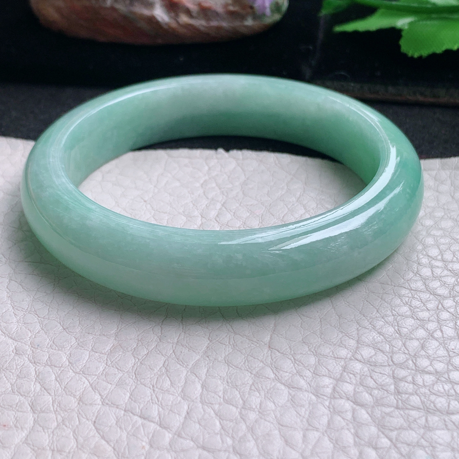 nr清新款54*12*8平安镯 天然缅甸翡翠a货手镯飘绿宽边正圈玉镯子