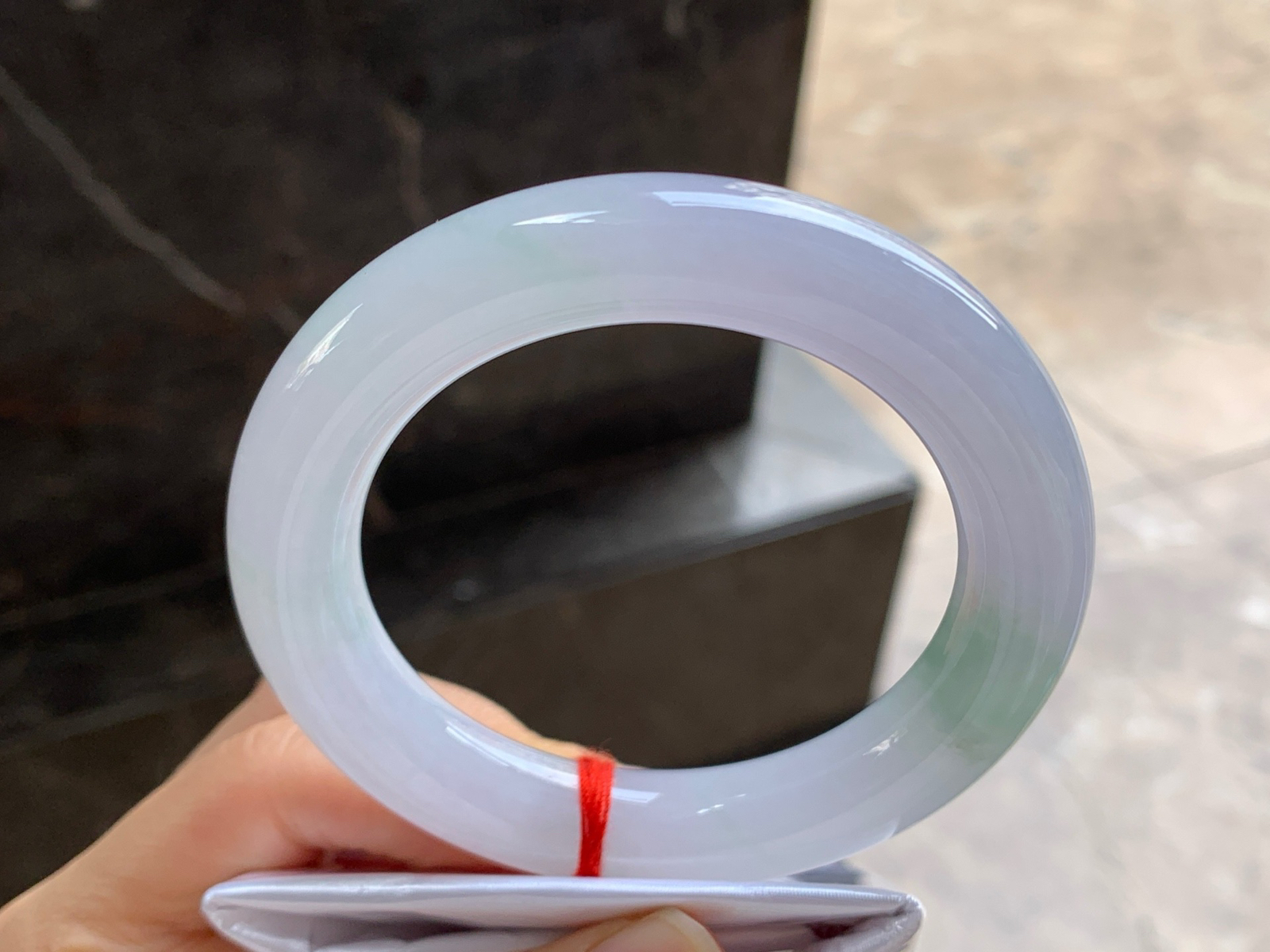 56-12

淡紫圆条手镯^_^清新