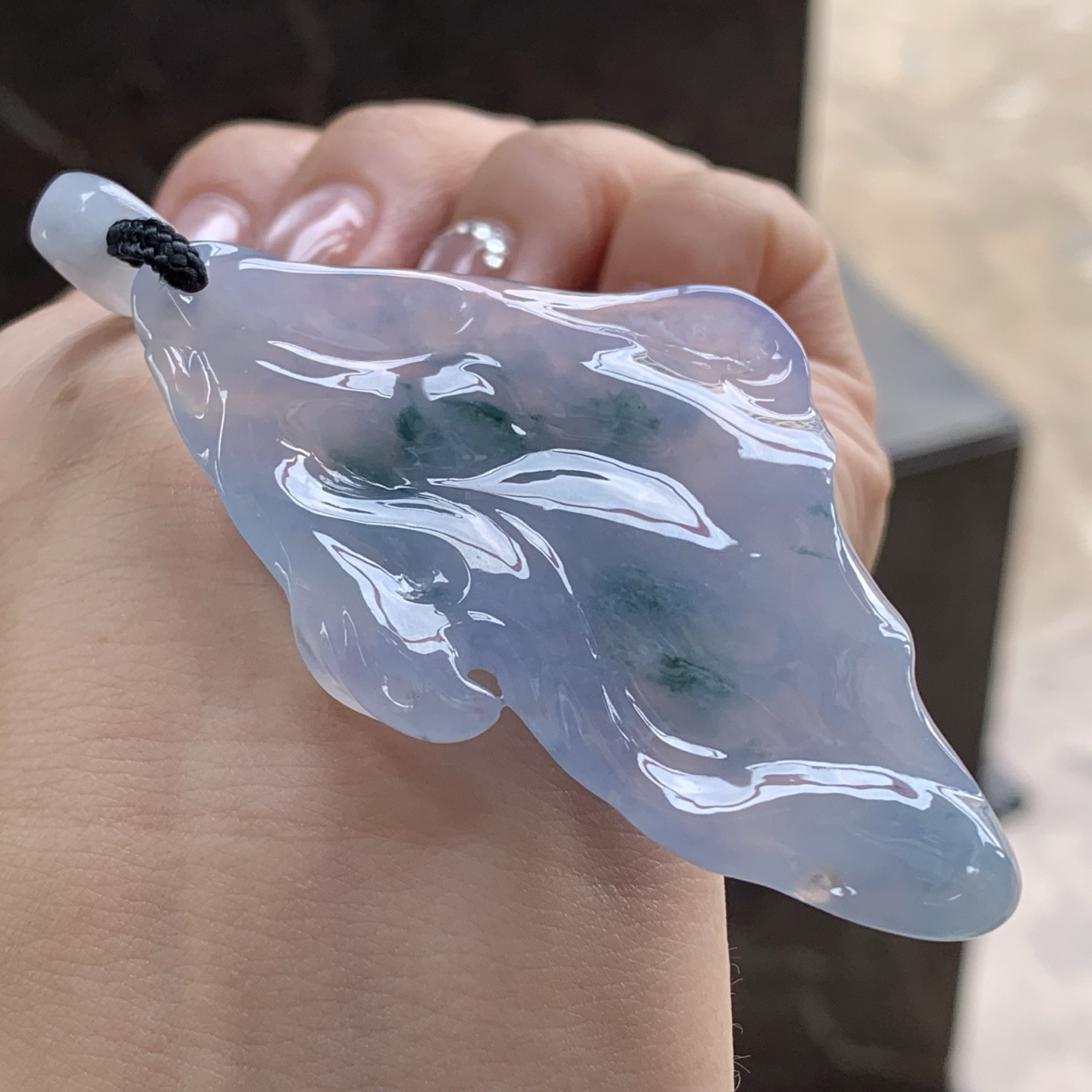 冰种紫底飘花悟道
颜色漂亮 种好独特