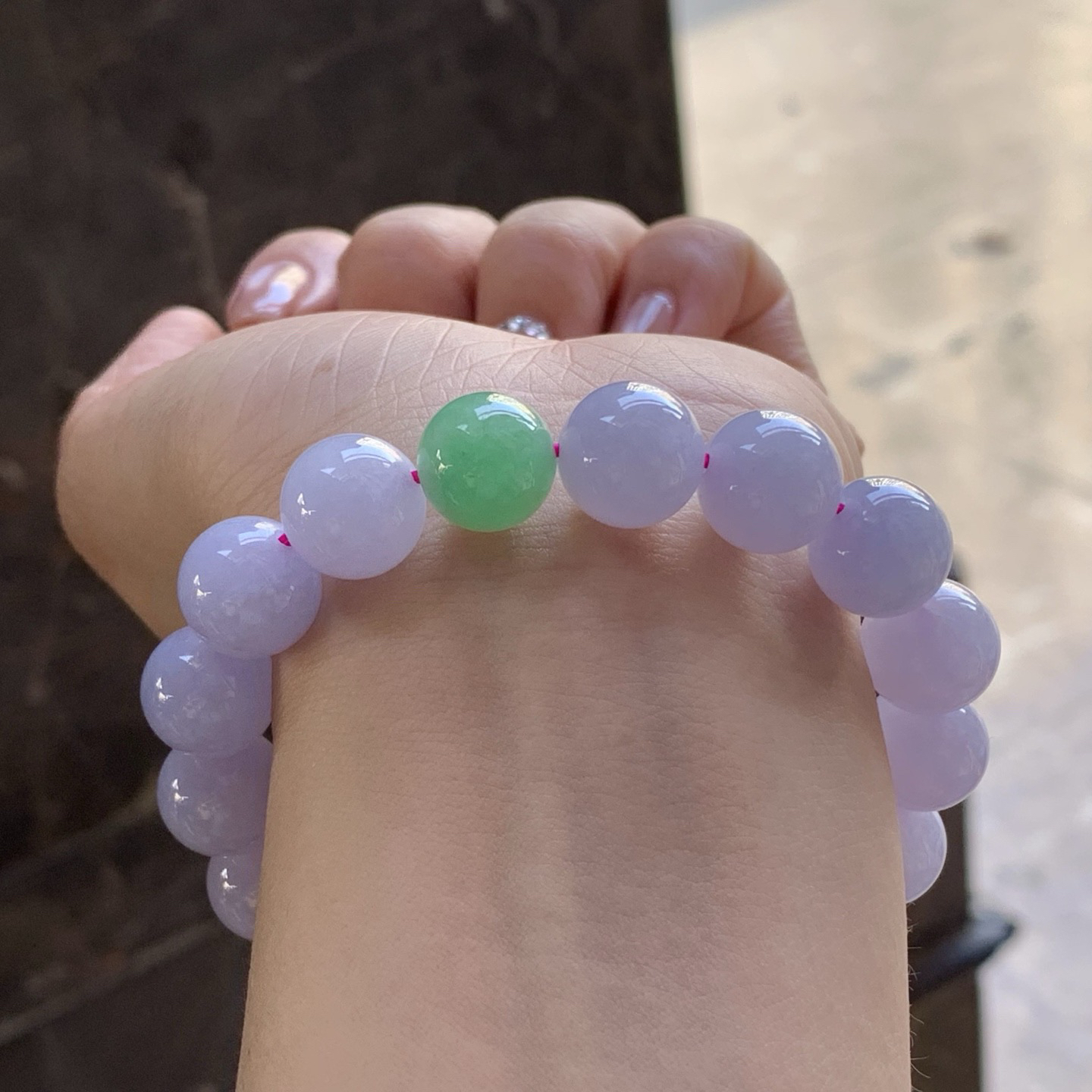 春色手串
颜色漂亮 细腻清爽