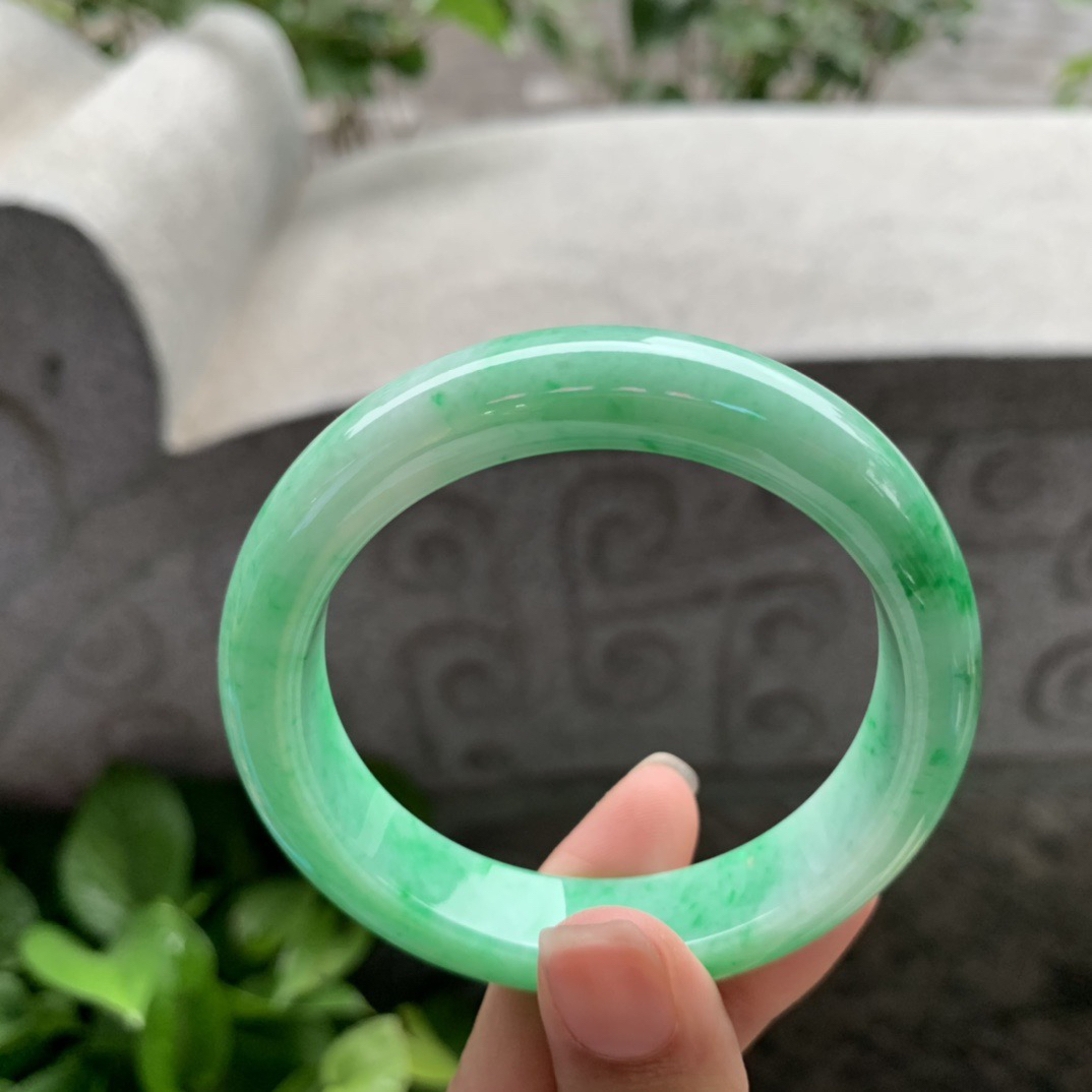 小圈口53.8-12.5-8.5 【辣绿正圈手镯】正圈53 54可戴