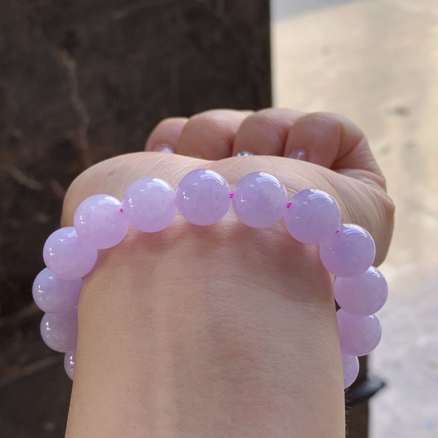 粉春手串
颜色漂亮 玉质细腻