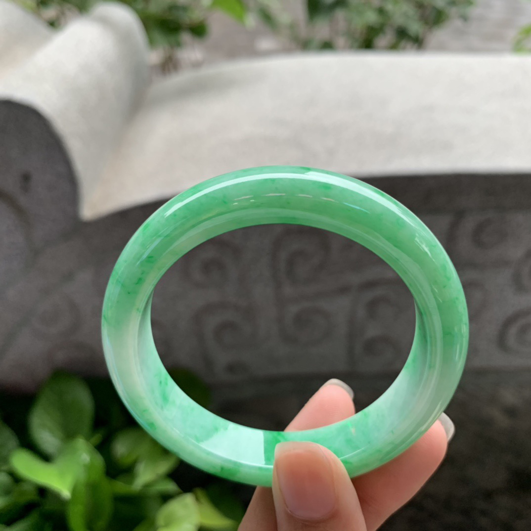 小圈口53.8-12.5-8.5 【辣绿正圈手镯】正圈53 54可戴