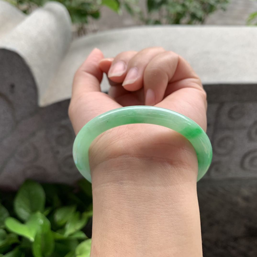 小圈口 52.4-6.7【飘阳绿圆条手镯】圆条52 53可戴