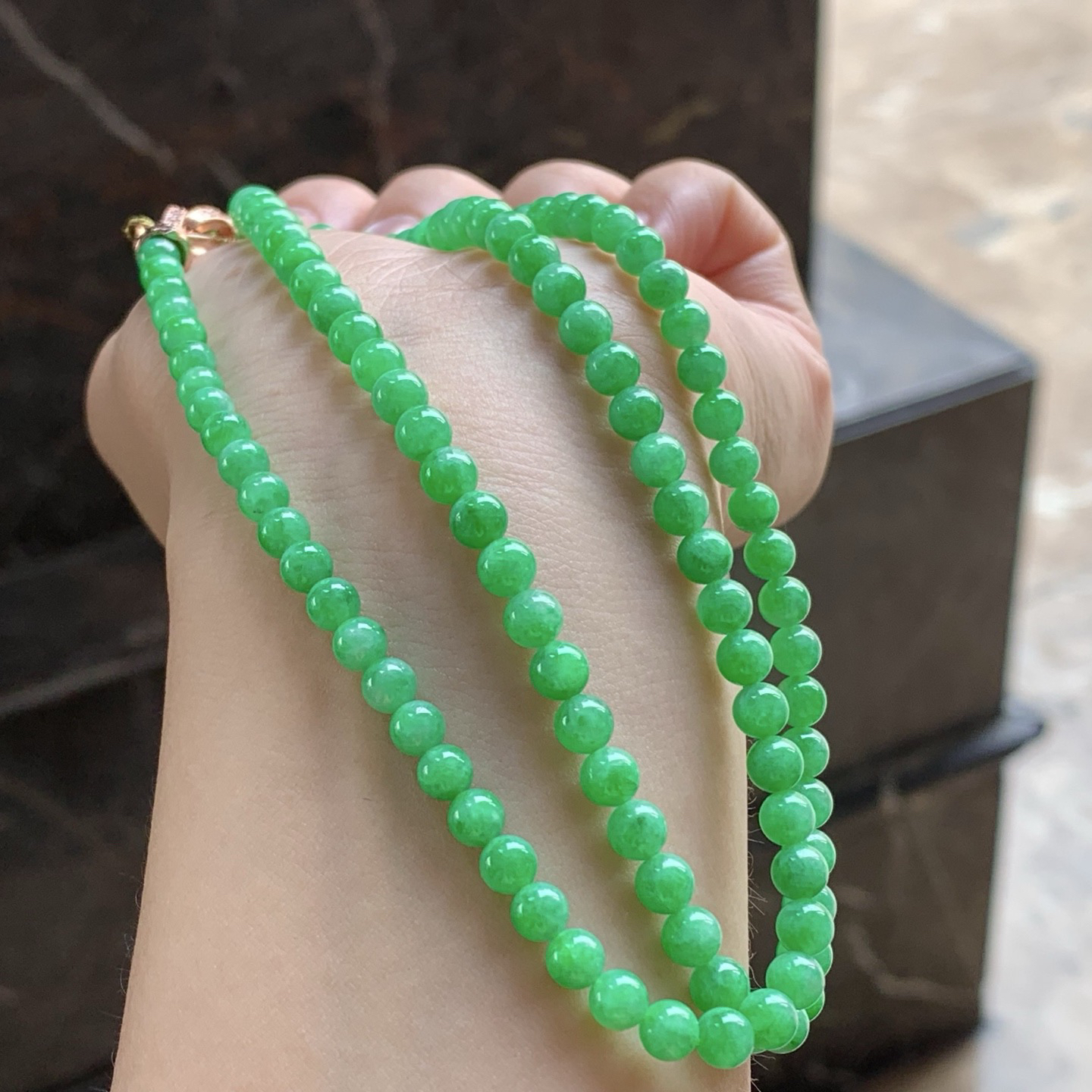 阳绿珠链
颜色漂亮 干净清爽