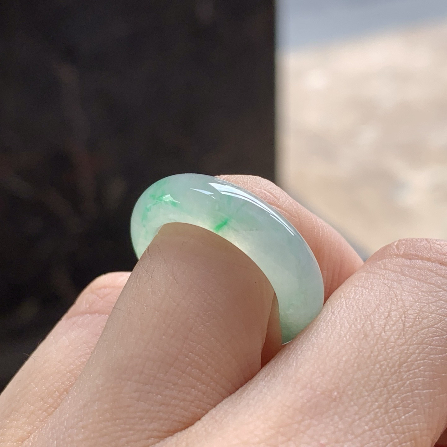 冰种飘色指环
种色俱佳 清爽