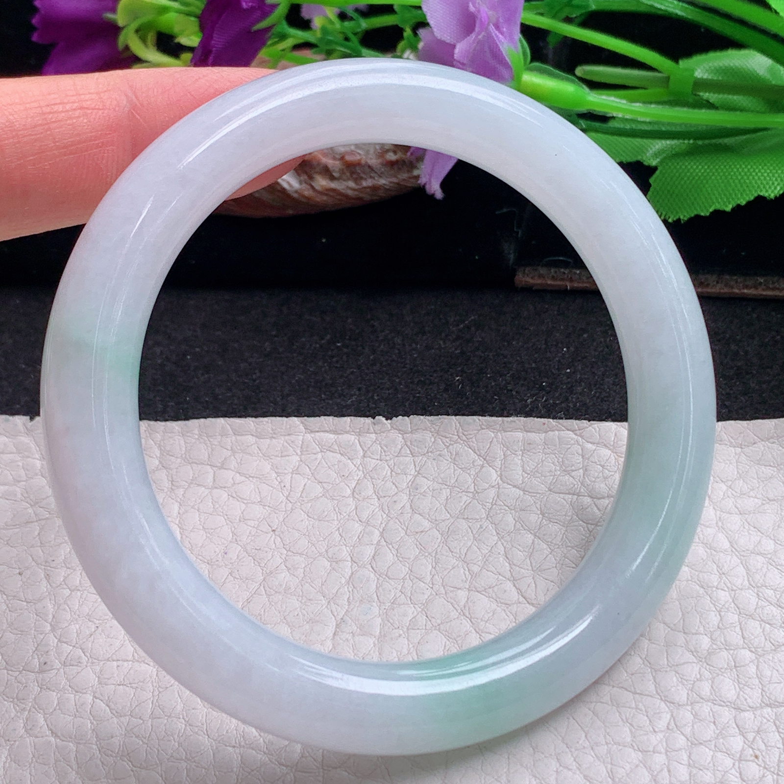 nr清新款58.5*10.2美人镯 天然缅甸翡翠a货手镯飘绿圆条正圈玉镯子