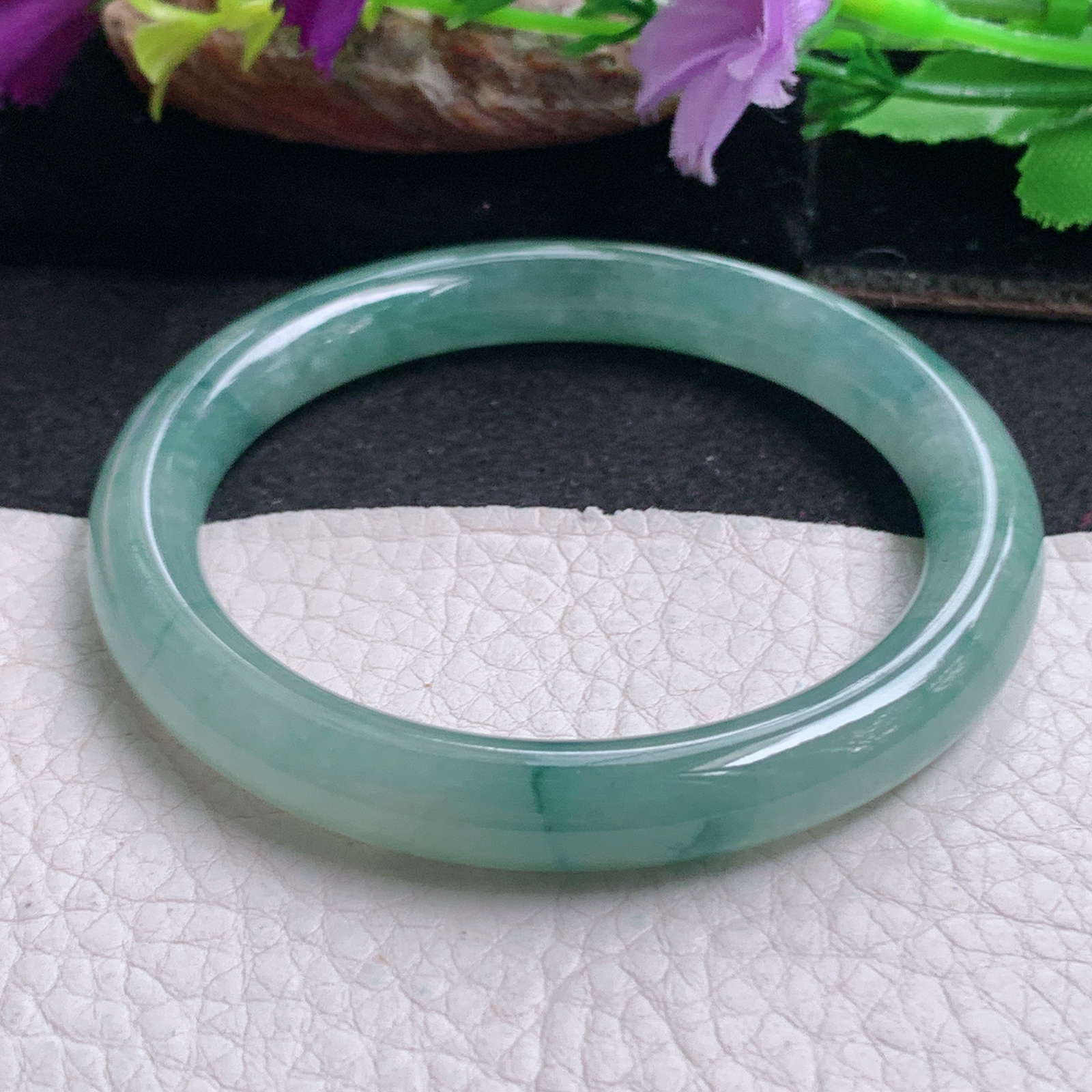 n实拍54*8.8*8.5美人镯 特色天然缅甸翡翠a货手镯晴水飘花圆条叮当镯