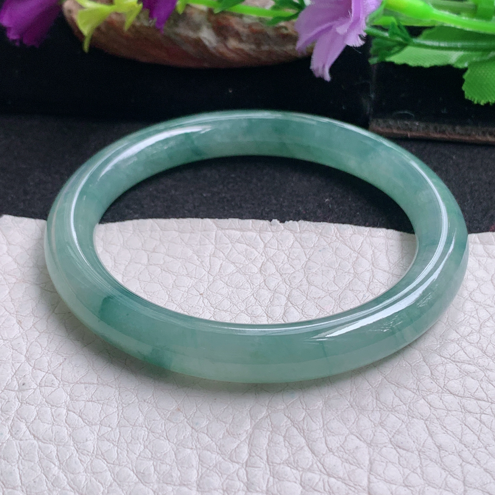 n实拍54*8.8*8.5美人镯 特色天然缅甸翡翠a货手镯晴水飘花圆条叮当镯