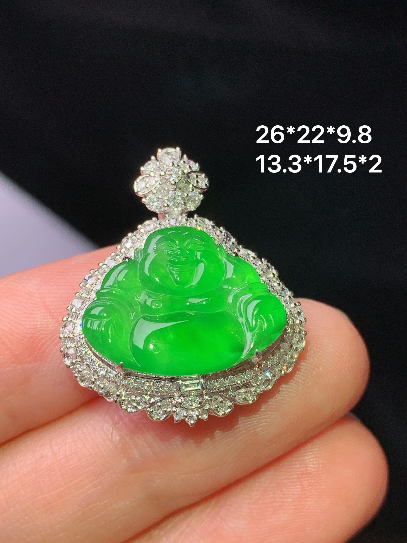 18k金钻镶嵌满绿佛公吊坠 玉质细腻 色泽艳丽清新 水润亮眼 整体尺寸26*22*9.8g2