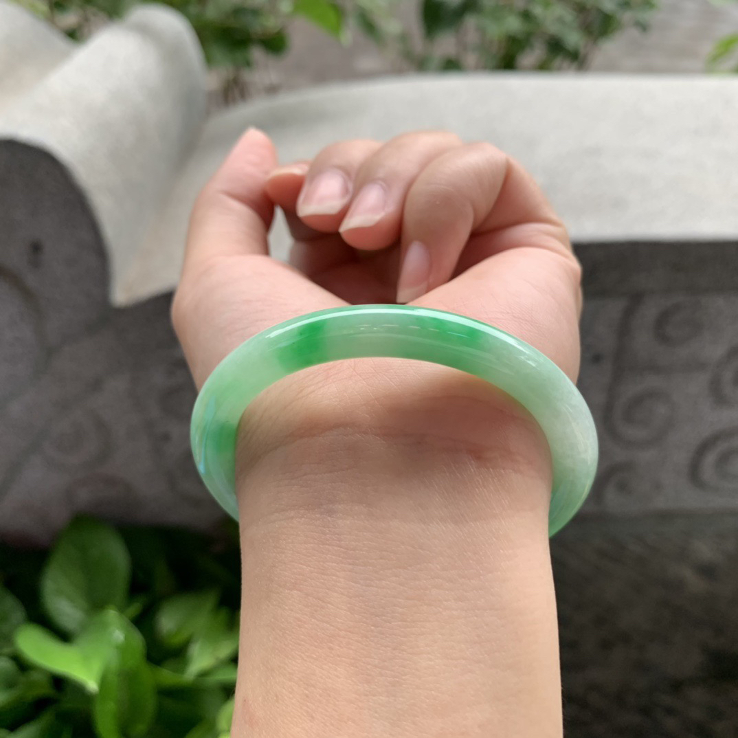 小圈口 52.4-6.7【飘阳绿圆条手镯】圆条52 53可戴