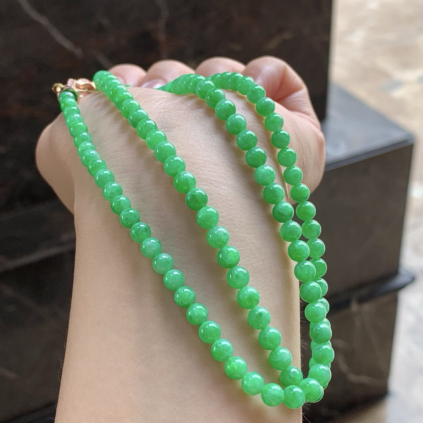 阳绿珠链
颜色漂亮 干净清爽