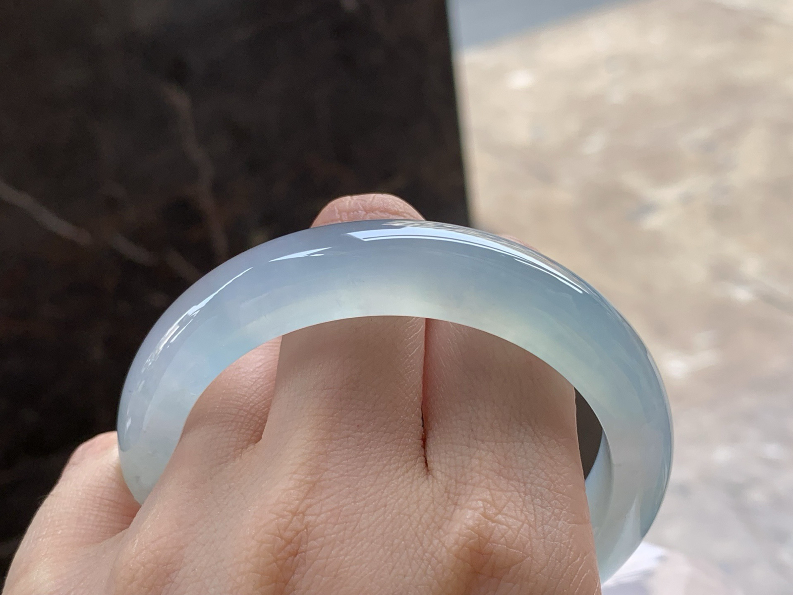 冰种手镯
种老水足 57.8/12.7/9.2mm