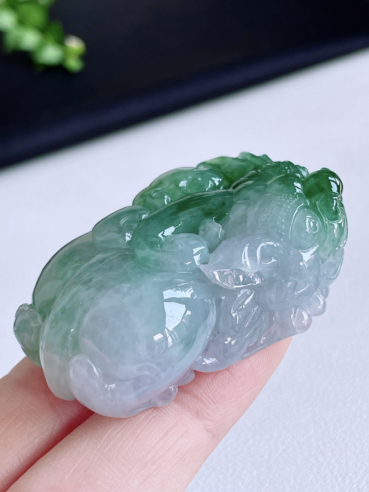 冰飘花貔貅吊坠
【尺寸】49.4-28-19.4