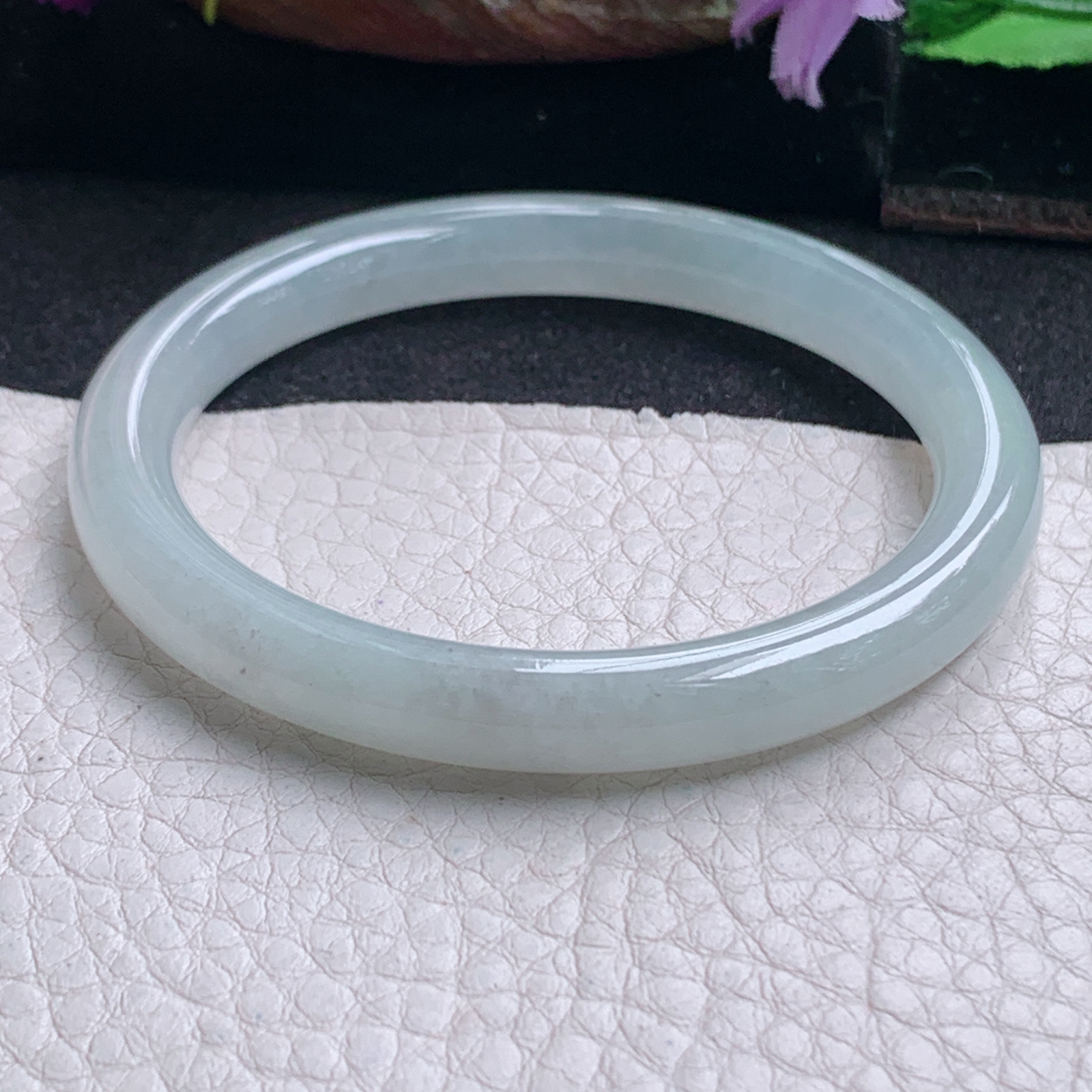 n小圈口52*7.6美人镯 天然缅甸翡翠a货手镯纯美圆条叮当镯