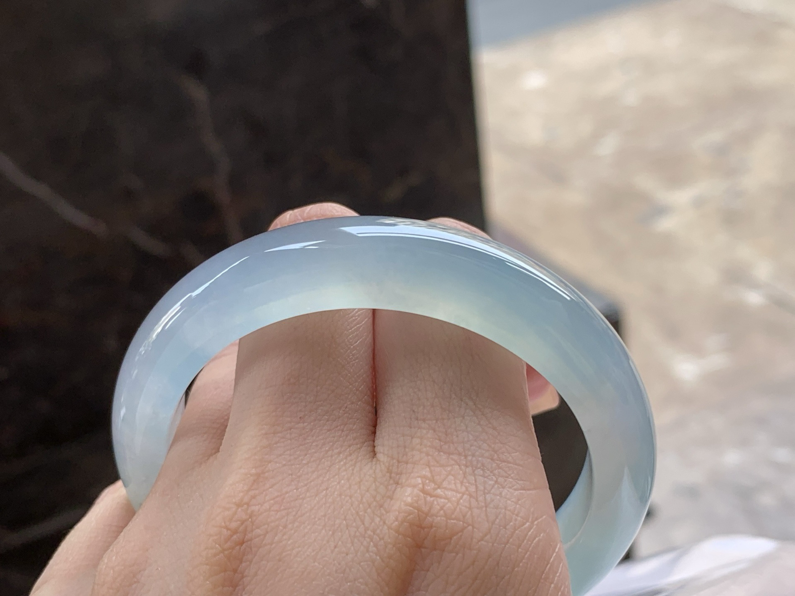 冰种手镯
种老水足 57.8/12.7/9.2mm