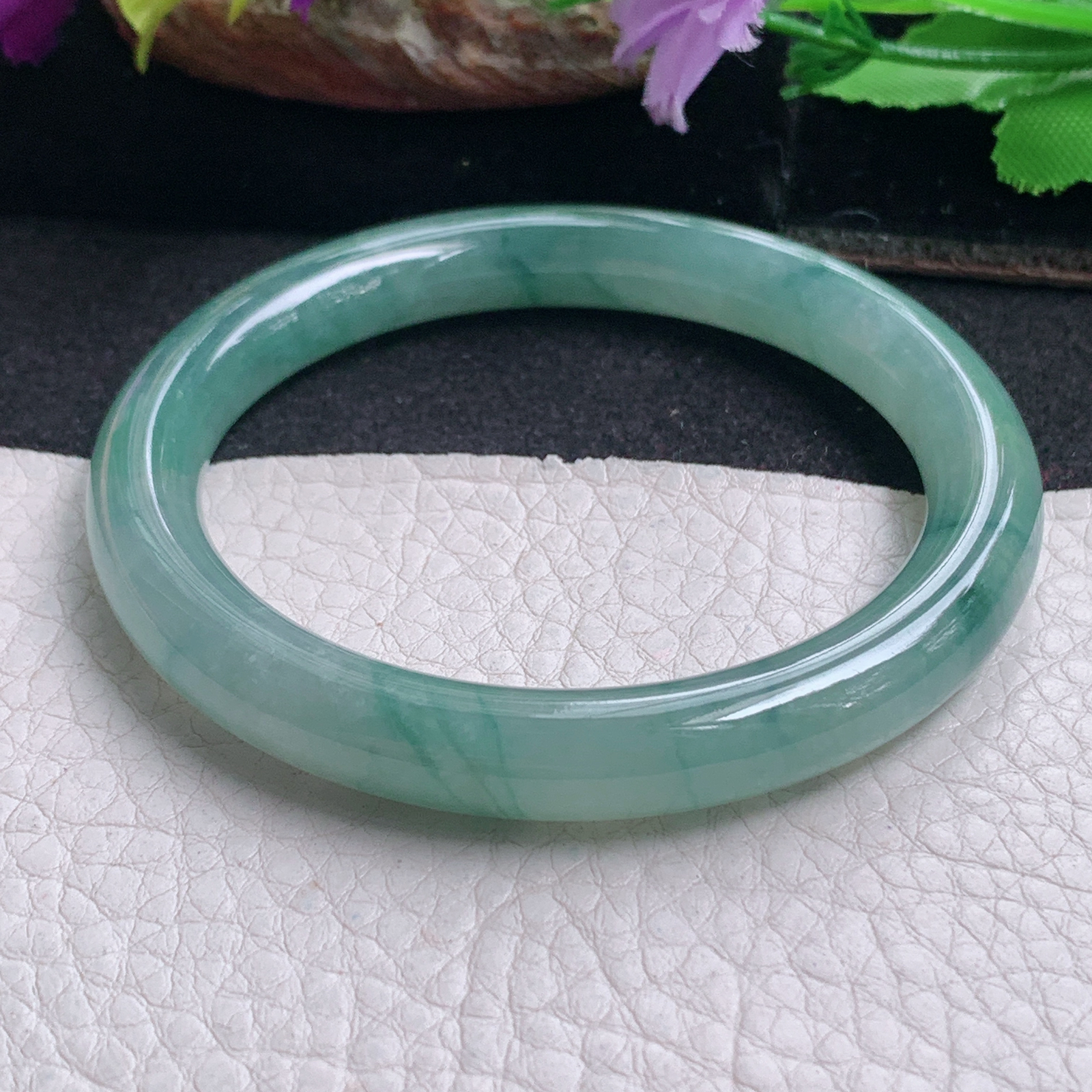 n实拍54*8.8*8.5美人镯 特色天然缅甸翡翠a货手镯晴水飘花圆条叮当镯