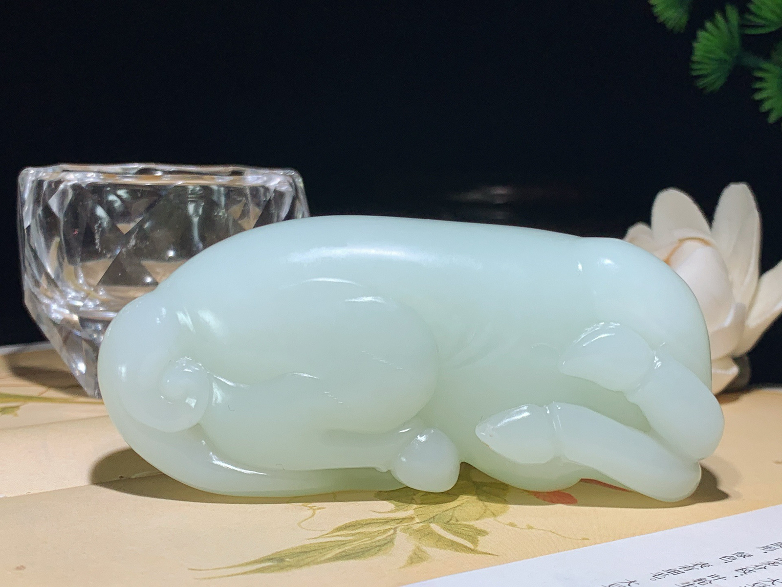 新疆和田玉一马当先马把件！尺寸96/43/40重223克 玉质细腻油润 底色纯净 脂粉好，品质好。lt260401