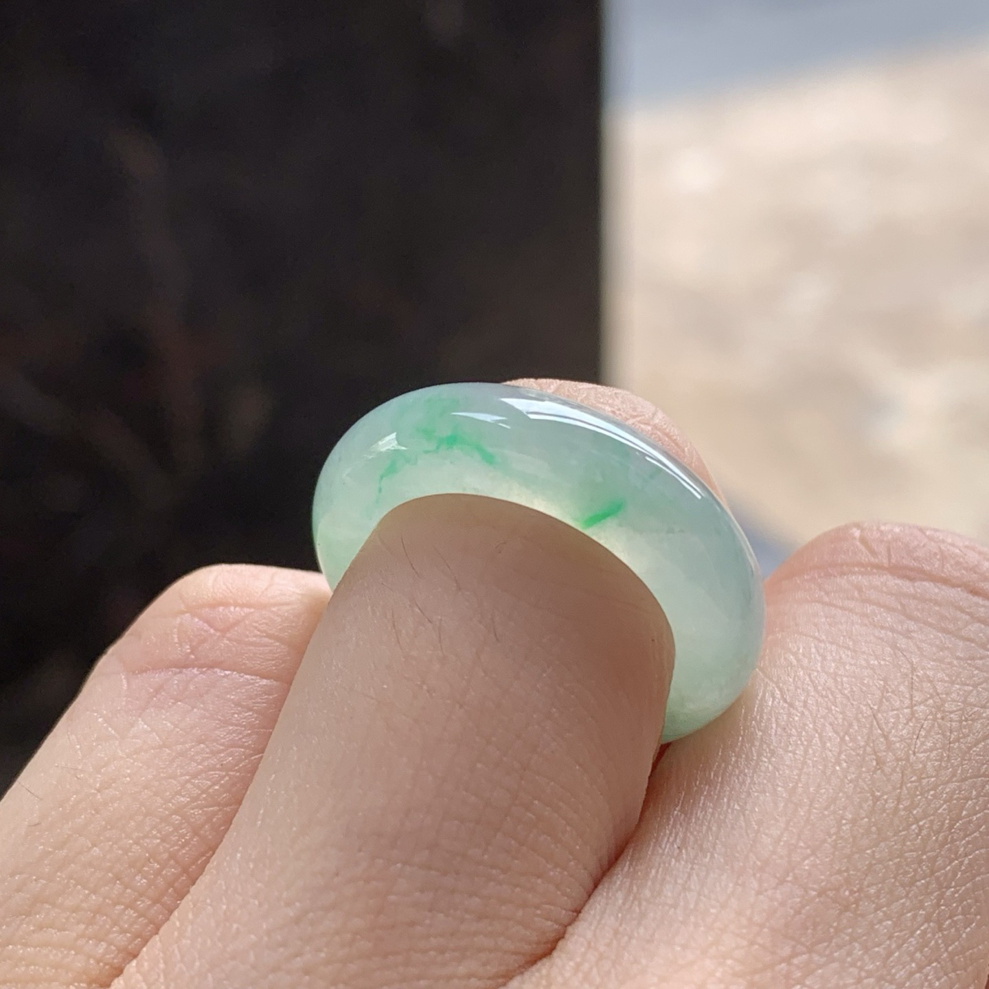 冰种飘色指环
种色俱佳 清爽