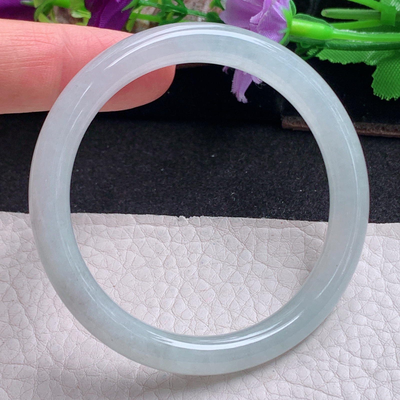 n小圈口52*7.6美人镯 天然缅甸翡翠a货手镯纯美圆条叮当镯