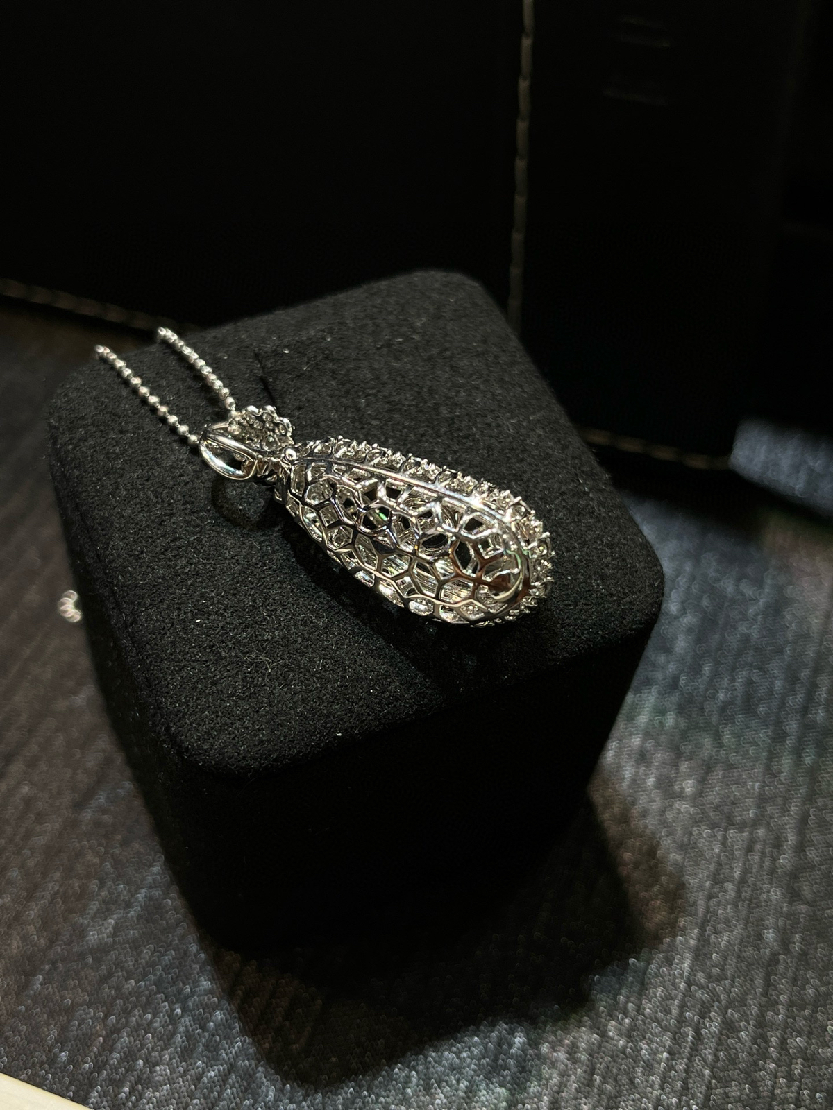 正阳绿满色福豆
18k金镶嵌
尺寸看图一