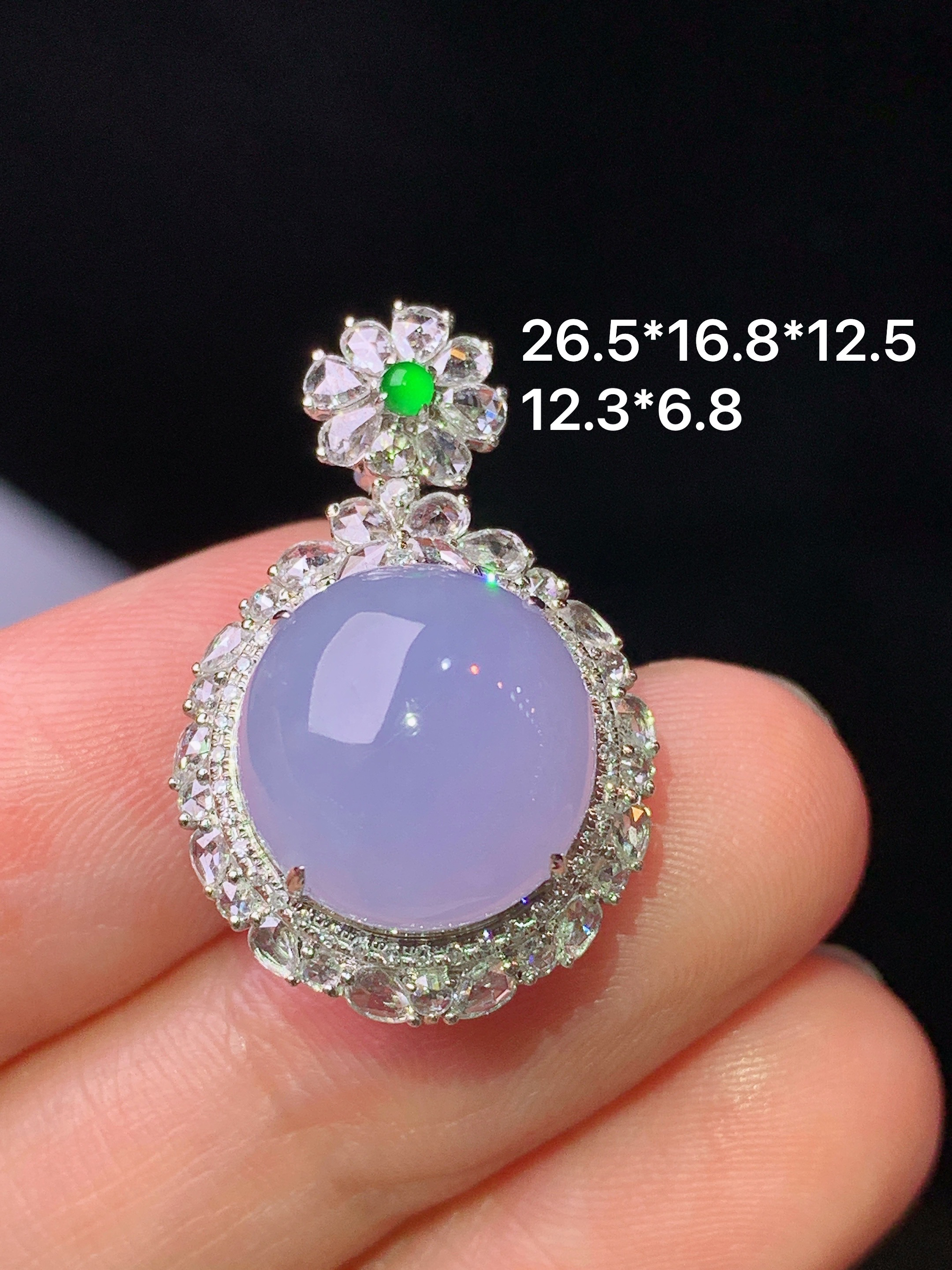 18k金钻镶嵌紫罗兰蛋面吊坠 玉质细腻 色泽艳丽清新 水润亮眼 整体尺寸26.5*16.8*12.5y4