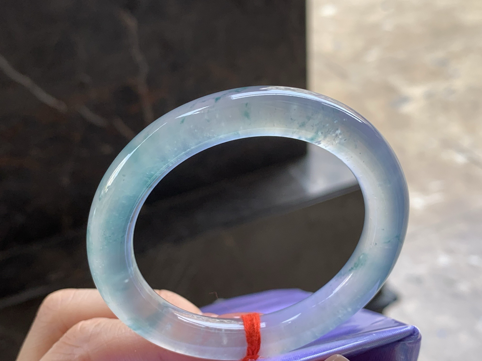 高冰飘花福镯
种老水足 50.5/9.6/9.3mm