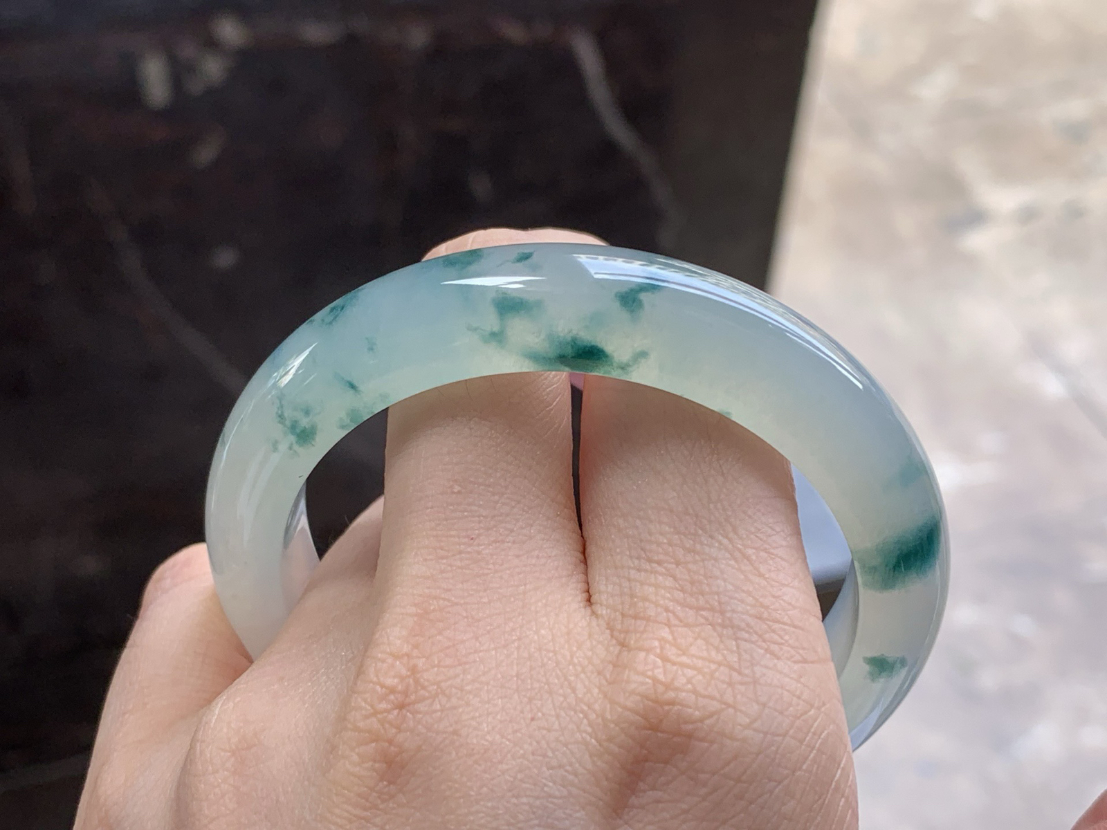 冰种飘花手镯
种好水足 56.5/12.9/8.8mm