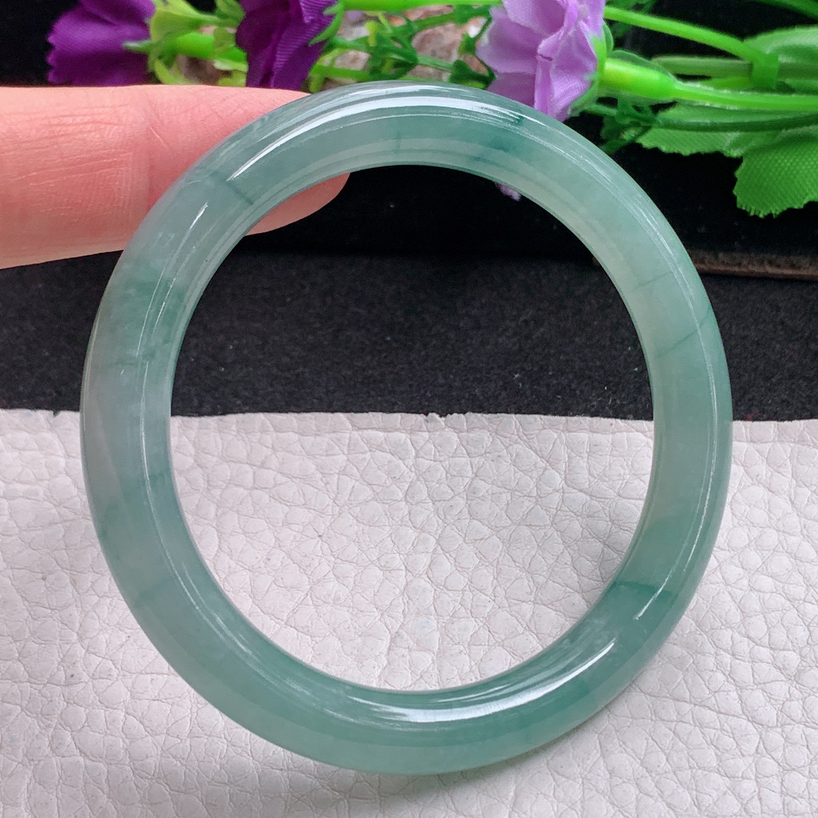 n实拍54*8.8*8.5美人镯 特色天然缅甸翡翠a货手镯晴水飘花圆条叮当镯