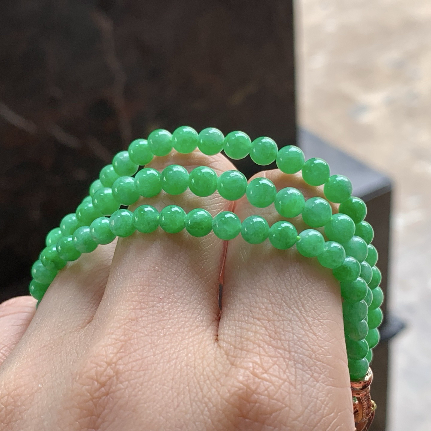 阳绿珠链
颜色漂亮 干净清爽