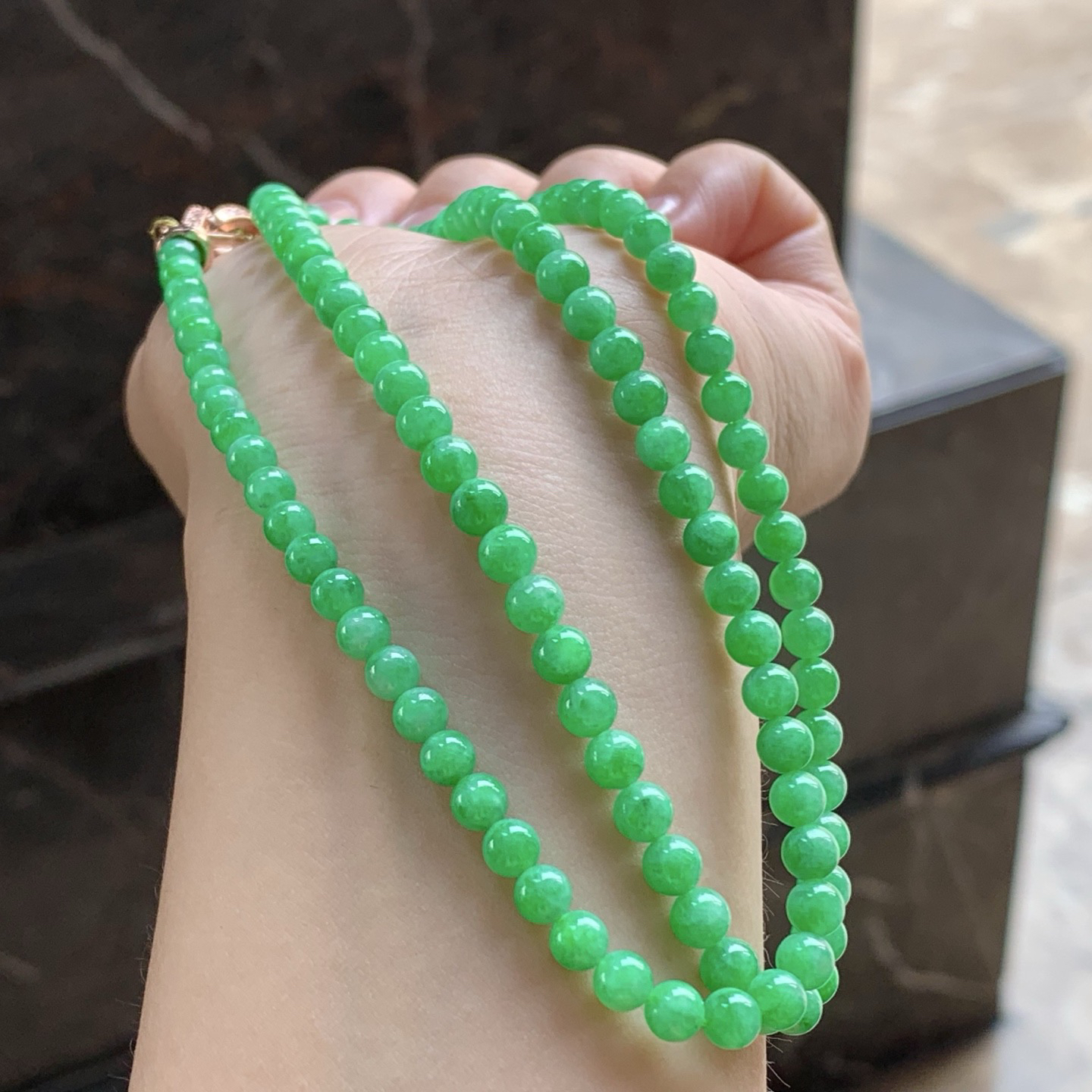 阳绿珠链
颜色漂亮 干净清爽