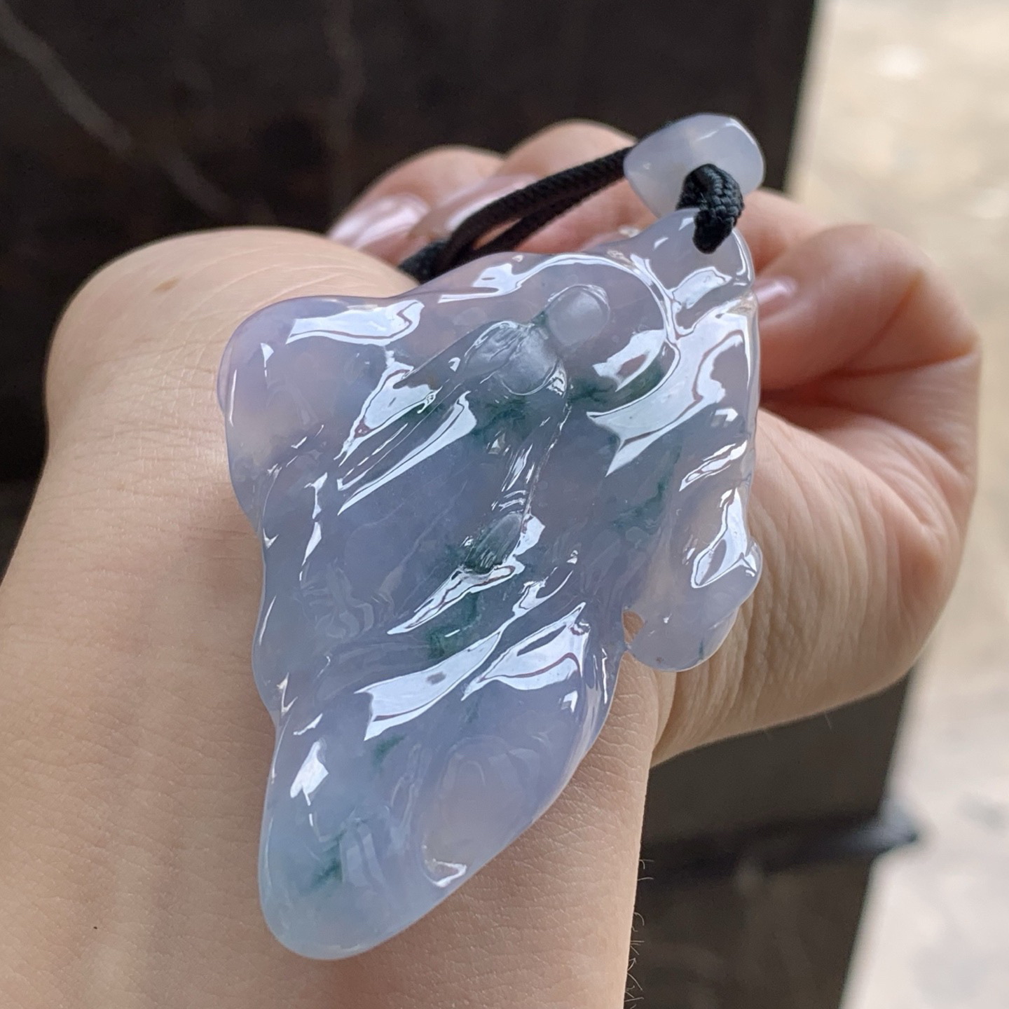 冰种紫底飘花悟道
颜色漂亮 种好独特