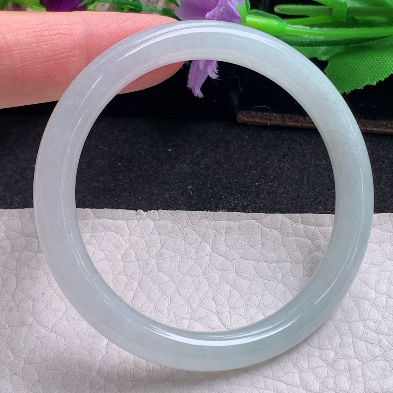 n小圈口52*7.6美人镯 天然缅甸翡翠a货手镯纯美圆条叮当镯