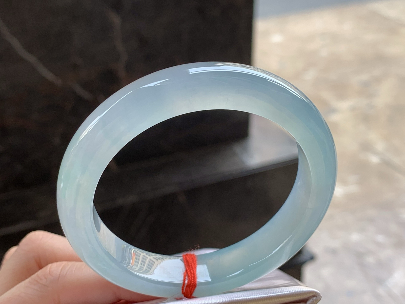 冰种手镯
种老水足 57.8/12.7/9.2mm