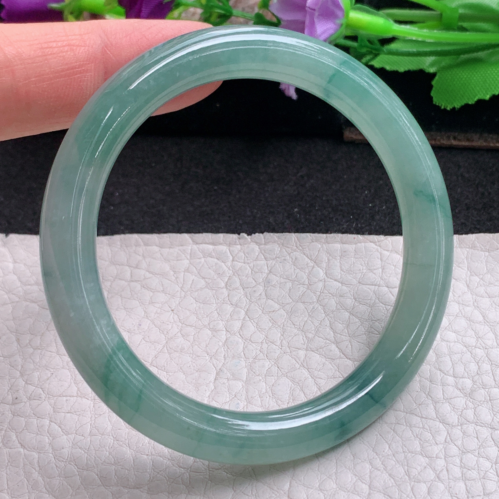 n实拍54*8.8*8.5美人镯 特色天然缅甸翡翠a货手镯晴水飘花圆条叮当镯