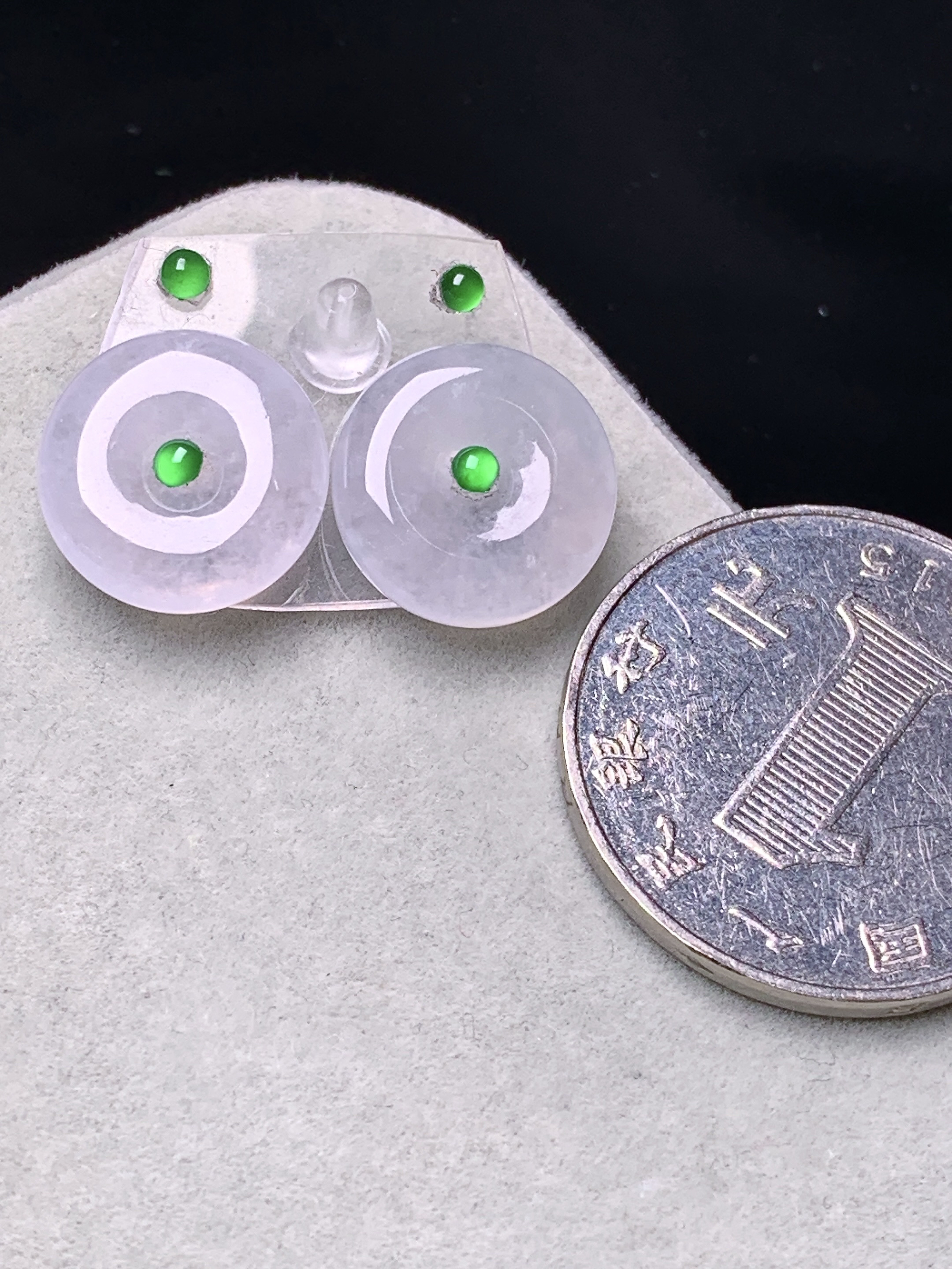 镶嵌款 冰种平安扣一对 玉质细腻 色泽艳丽清新 水润亮眼 整体尺寸13*3.5*2x