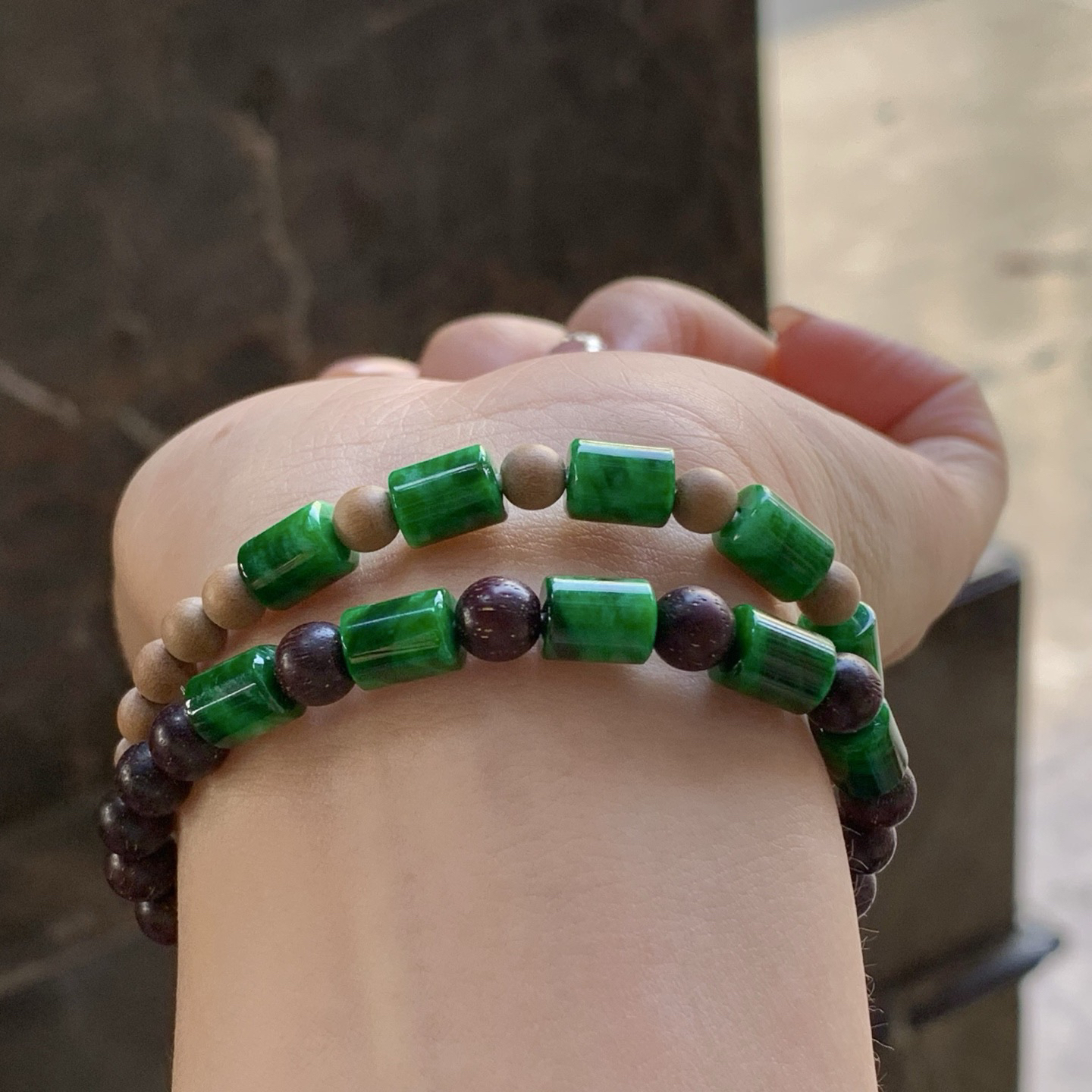 辣绿路路通手串
颜色漂亮
单条价