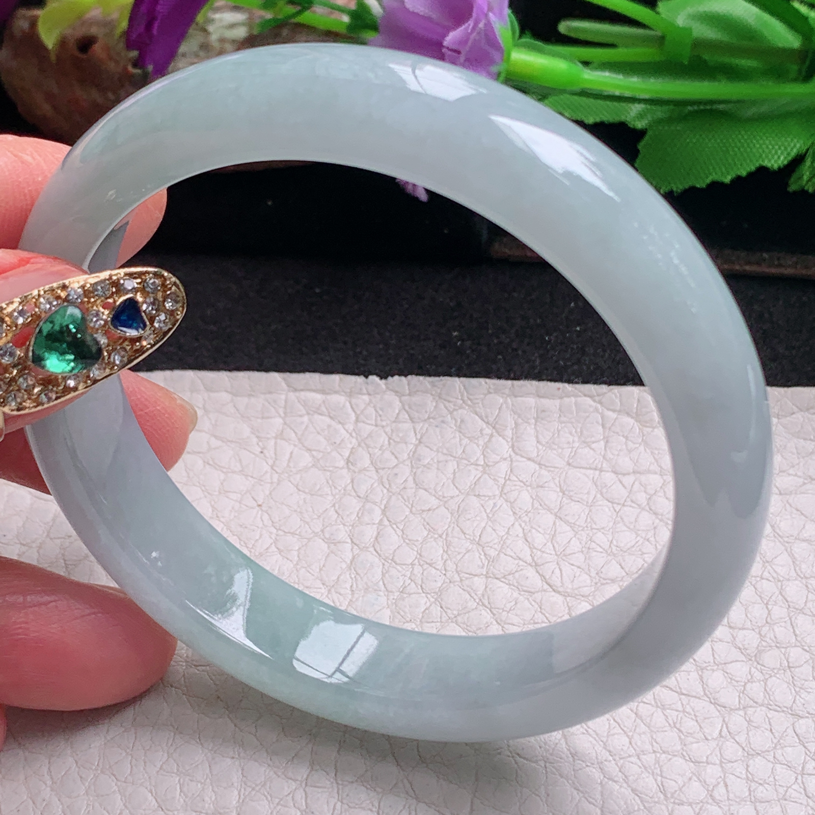 js实拍58*12*7.5平安镯 天然缅甸翡翠a货手镯清新宽边正圈玉镯子