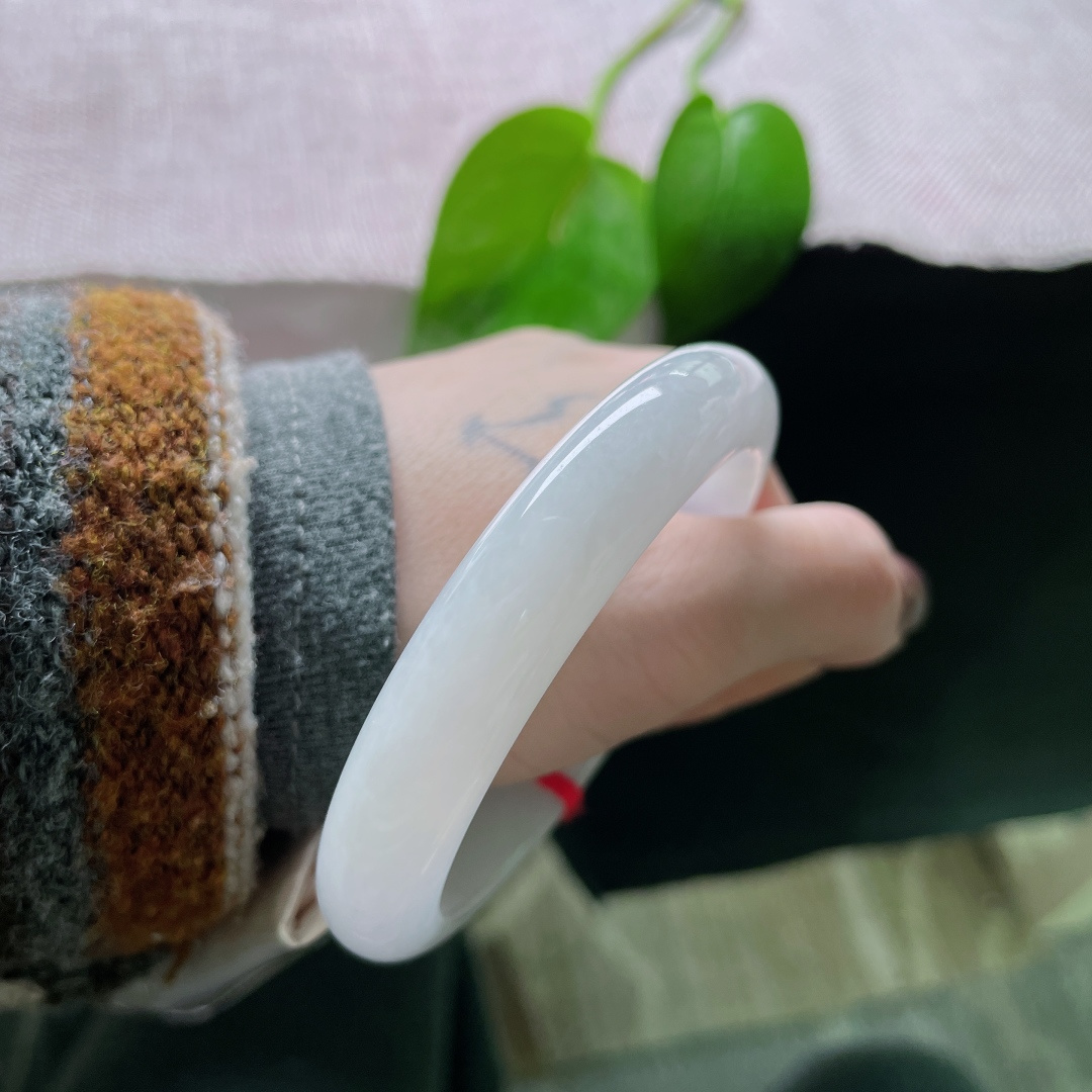 56.2/11.5/8.1，紫底，水润，细腻，优雅，甜美，贵气十足，ss50281a