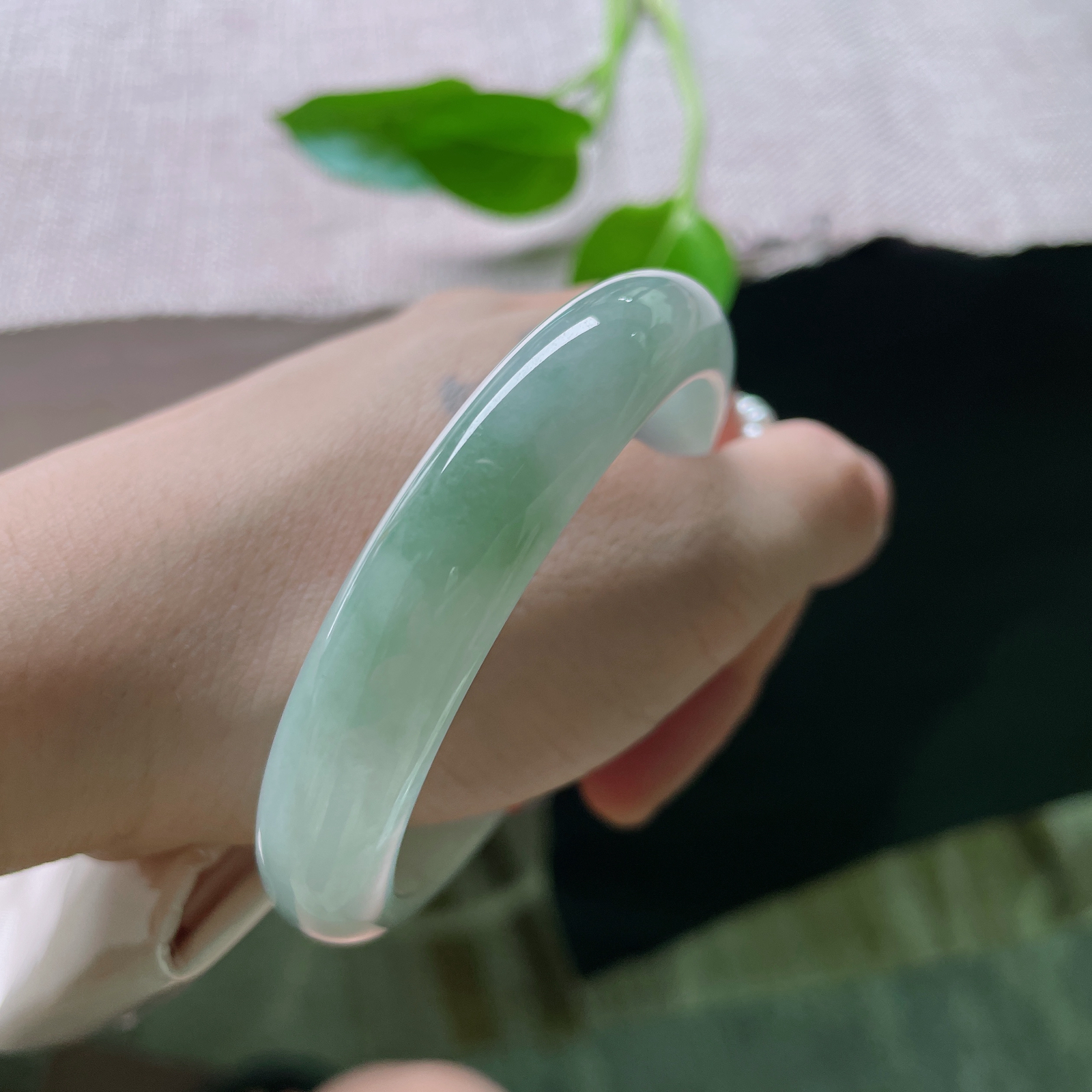 55.8/11.8/7.5，油青正圈，贵气，耐看，沉稳不气..