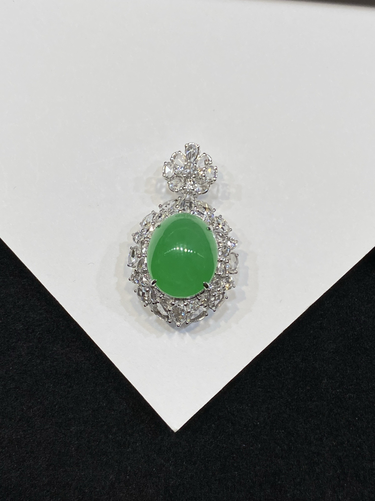 甜阳绿 满色 蛋面 吊坠 18k