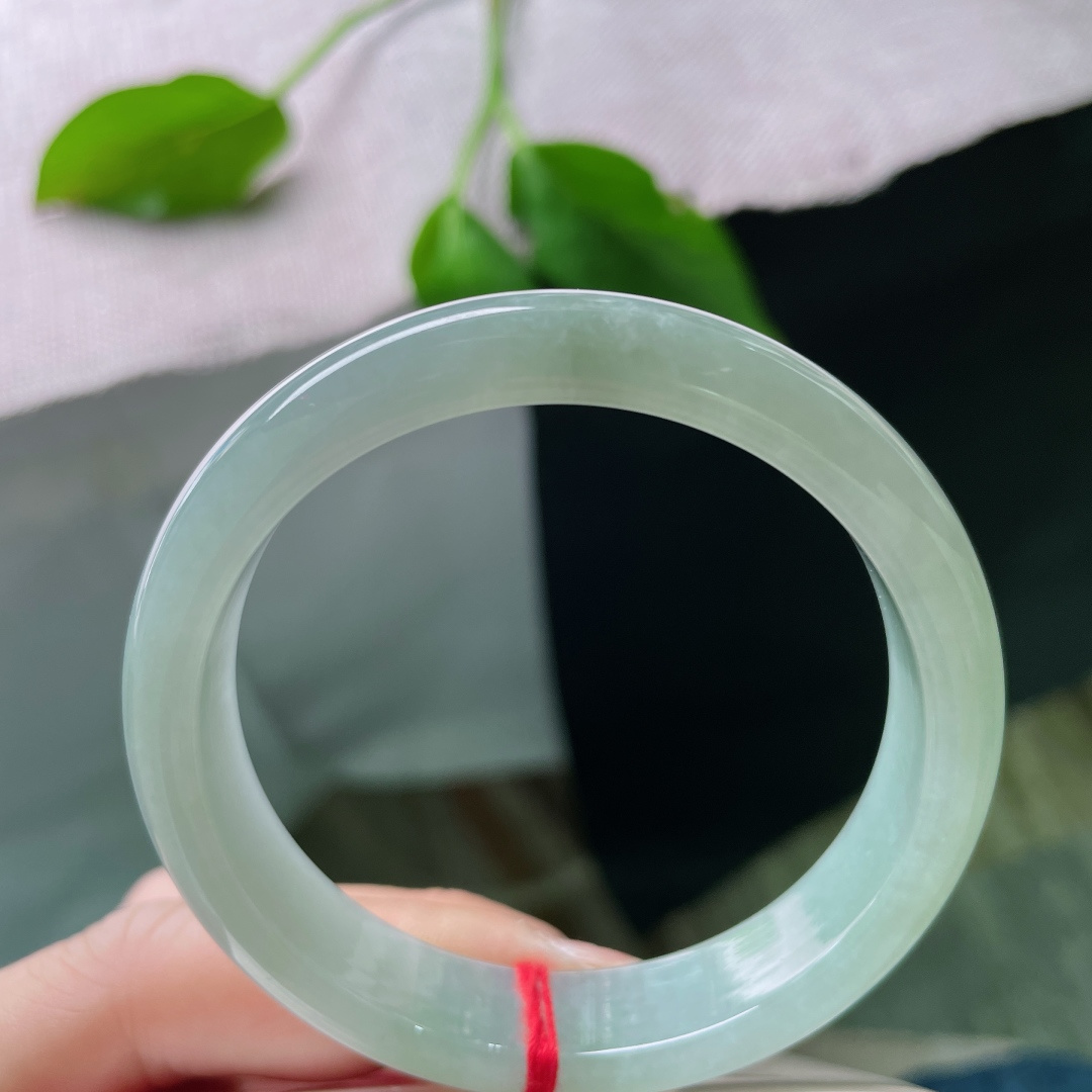 52.5/11.9/6.6，浅绿底正圈，色泽清爽，甜美，从容自若，ss50283a